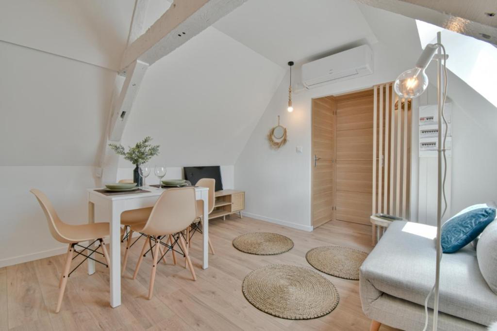 Residence Jean Hardy - Hyper Centre, Parking Gratuit, Wifi, Clim, Gare Valenciennes Eksteriør billede